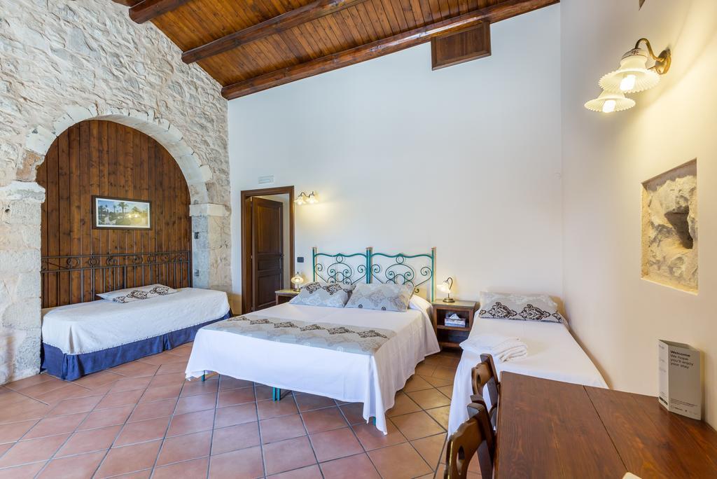 Country house La Muraglia Residenza Turistica Rurale